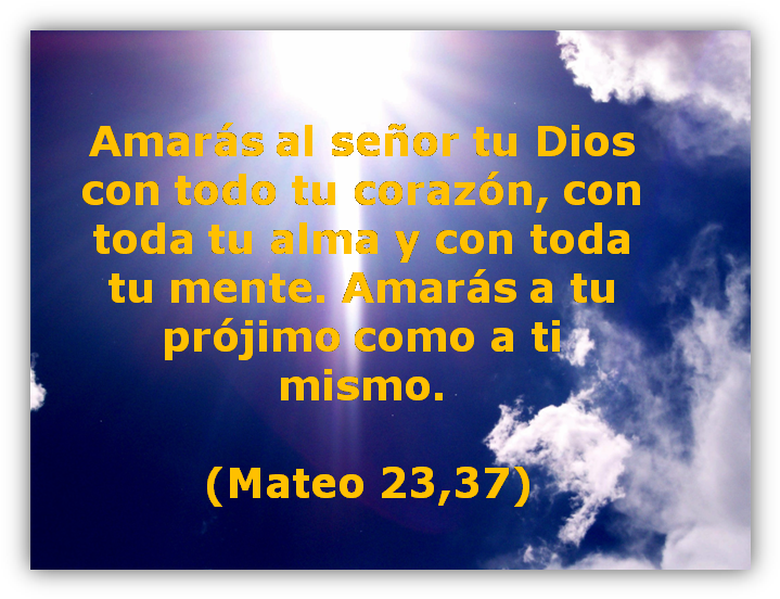Dios Es Amor - Easter He Is Risen Sun Rays In Blue Sky With White (730x563), Png Download